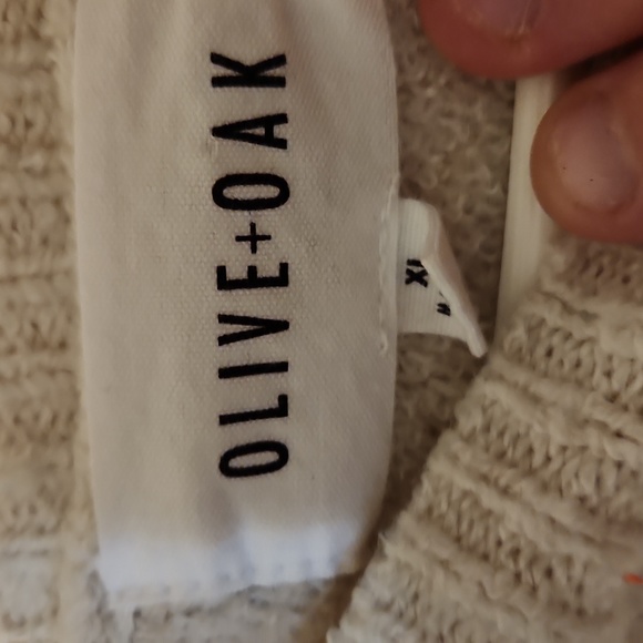 Zebra print sweater - Picture 2 of 3